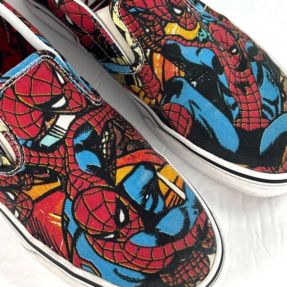 Vans X Marvel Spiderman Slip On Sneakers size M9 W10.5 Red Graphic Print Novelty - Picture 2 of 10